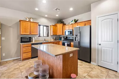 2303 Wildflower Street, Kingman, AZ 86401 - Photo 12