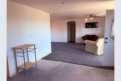 1757 S Glenbar Road, Golden Valley, AZ 86413 - Photo 8