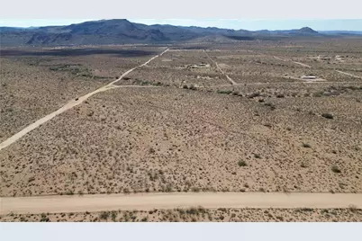 4.76 W Agate Street, Golden Valley, AZ 86413 - Photo 10