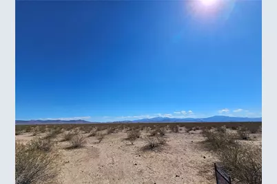 3916 S Pinion Road, Golden Valley, AZ 86413 - Photo 1