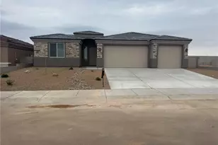 3668 Wheatland Ave, Kingman, AZ 86401 - Photo 1