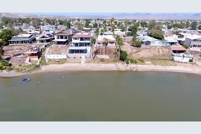 2077 Whitewater Drive, Bullhead City, AZ 86442 - Photo 2