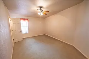 4805 N Van Nuys Rd, Kingman, AZ 86409 - Photo 32