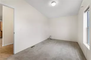 3715 E Robin Ln, Kingman, AZ 86409 - Photo 12