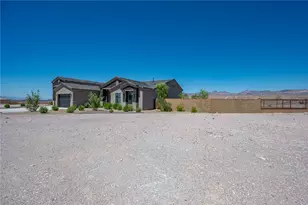 3269 Gila Dr, Bullhead City, AZ 86442 - Photo 10