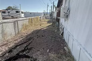 2100 Del Rey Dr, Bullhead City, AZ 86442 - Photo 18