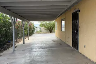 1676 Dean Dr, Bullhead City, AZ 86442 - Photo 2