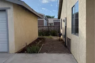 1676 Dean Dr, Bullhead City, AZ 86442 - Photo 4