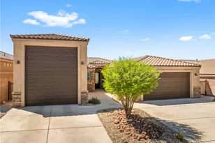 2636 Kingman Dr, Bullhead City, AZ 86429 - Photo 2
