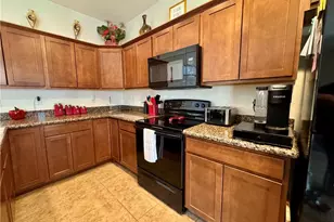 2273 Canyon Rd, Bullhead City, AZ 86442 - Photo 14