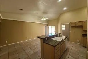 5119 S Amber Sands Dr, Fort Mohave, AZ 86426 - Photo 10