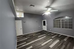 5119 S Amber Sands Dr, Fort Mohave, AZ 86426 - Photo 2