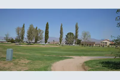 7903 E Pebble Drive, Kingman, AZ 86401 - Photo 8