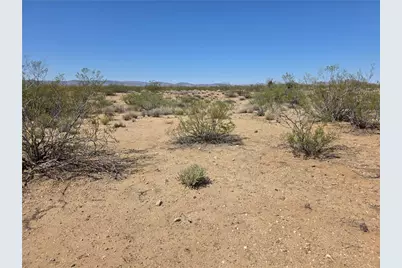 000 E Cathedral Rock Rd., Golden Valley, AZ 86413 - Photo 4