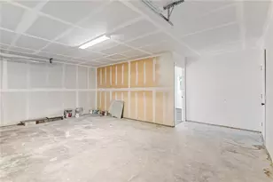 2063 Catalina Dr, Bullhead City, AZ 86442 - Photo 10