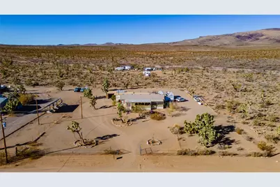 18901 N Quesnel Drive, Dolan Springs, AZ 86441 - Photo 2