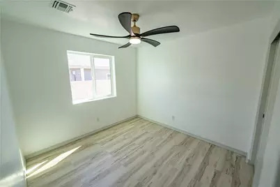 1180 E Carver Avenue, Kingman, AZ 86409 - Photo 8