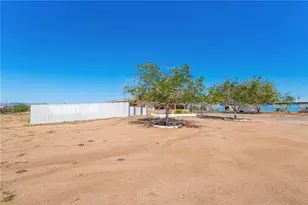 3475 N Adobe Rd, Golden Valley, AZ 86413 - Photo 6