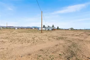 6155 W Lonnie Ln, Golden Valley, AZ 86413 - Photo 44