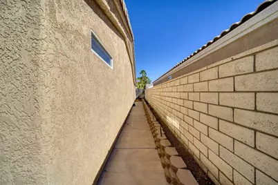 2068 E Desert Lakes Drive, Fort Mohave, AZ 86426 - Photo 38