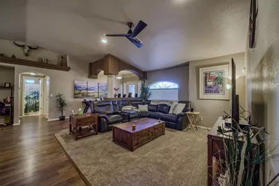 2068 E Desert Lakes Drive, Fort Mohave, AZ 86426 - Photo 6