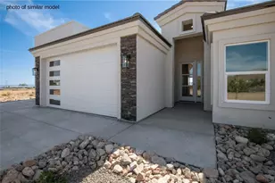 7575 E Towago Dr, Kingman, AZ 86401 - Photo 2