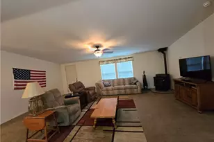 3689 N Avra Rd, Golden Valley, AZ 86413 - Photo 10