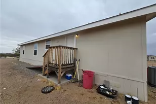 3689 N Avra Rd, Golden Valley, AZ 86413 - Photo 26