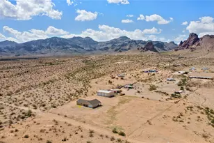 2949 S Chiricahua Rd, Golden Valley, AZ 86413 - Photo 28