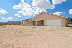 2949 S Chiricahua Rd, Golden Valley, AZ 86413 - Photo 2
