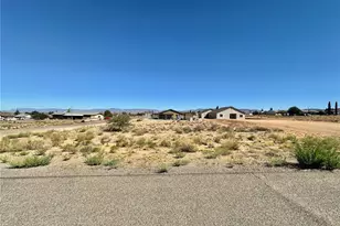 7623 E Sugarloaf St, Kingman, AZ 86401 - Photo 1