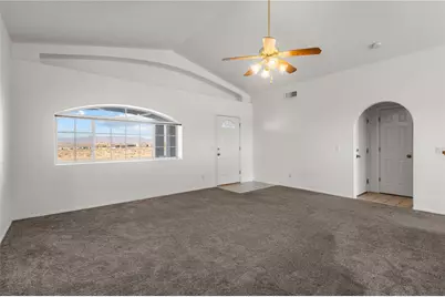 7324 E Silver Spur Drive, Kingman, AZ 86401 - Photo 10