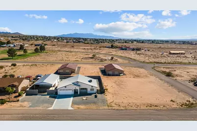 7324 E Silver Spur Drive, Kingman, AZ 86401 - Photo 2