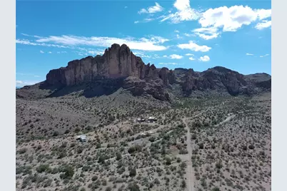 1886 S Ganado Road, Golden Valley, AZ 86413 - Photo 50