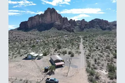 1886 S Ganado Road, Golden Valley, AZ 86413 - Photo 44