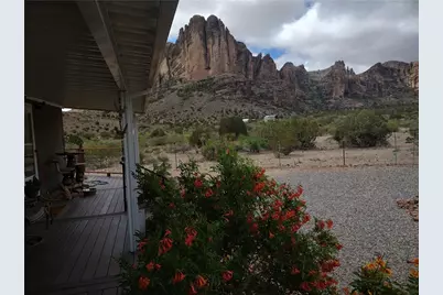 1886 S Ganado Road, Golden Valley, AZ 86413 - Photo 8