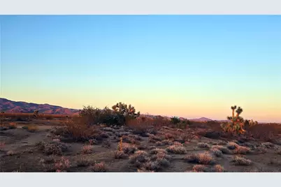 255 S Dead Eye Road, Yucca, AZ 86438 - Photo 2