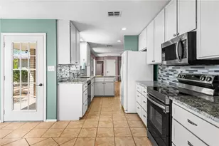 10096 N Mano Dr, Kingman, AZ 86401 - Photo 2