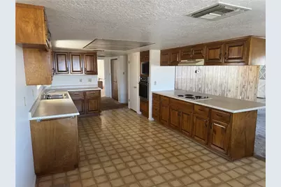 3259 E Katherine Drive, Bullhead City, AZ 86429 - Photo 4