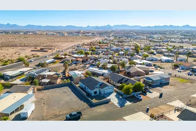 2274 W Riverview Cir, Bullhead City, AZ 86442 - Photo 50