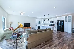 2274 W Riverview Cir, Bullhead City, AZ 86442 - Photo 8