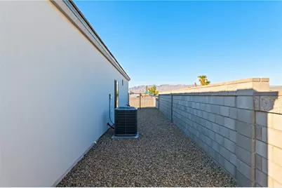 2274 W Riverview Cir, Bullhead City, AZ 86442 - Photo 44
