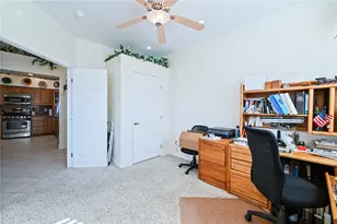 453 Chablis Ct, Bullhead City, AZ 86429 - Photo 34