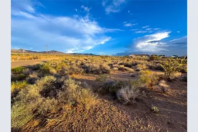 9275 N Singletree Drive, Kingman, AZ 86401 - Photo 4