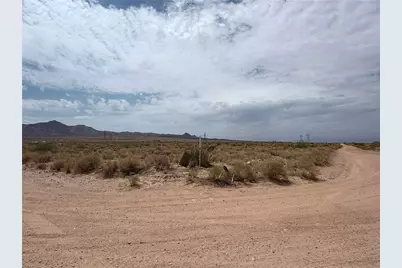 Lot 32 E Huntington Avenue, Kingman, AZ 86401 - Photo 1