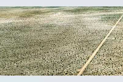 19595 S Kit Carson Road, Yucca, AZ 86438 - Photo 12