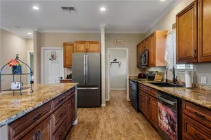 2143 E Willow Dr, Mohave Valley, AZ 86440 - Photo 10