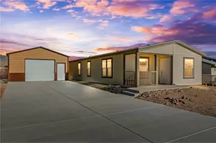 1917 Morning Glory Trail, Bullhead City, AZ 86442 - Photo 2