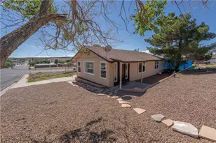 138 Pine St, Kingman, AZ 86401 - Photo 2