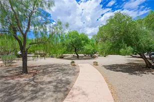 1 Silver Creek Rd, Bullhead City, AZ 86442 - Photo 32